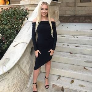 Meet your Posher, Helena